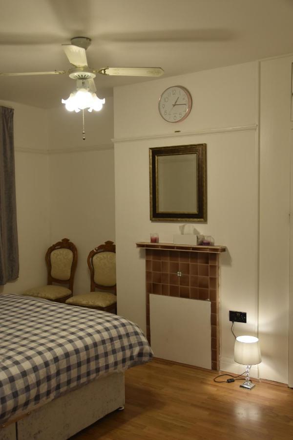 Clarendon House Otel Luton  Dış mekan fotoğraf