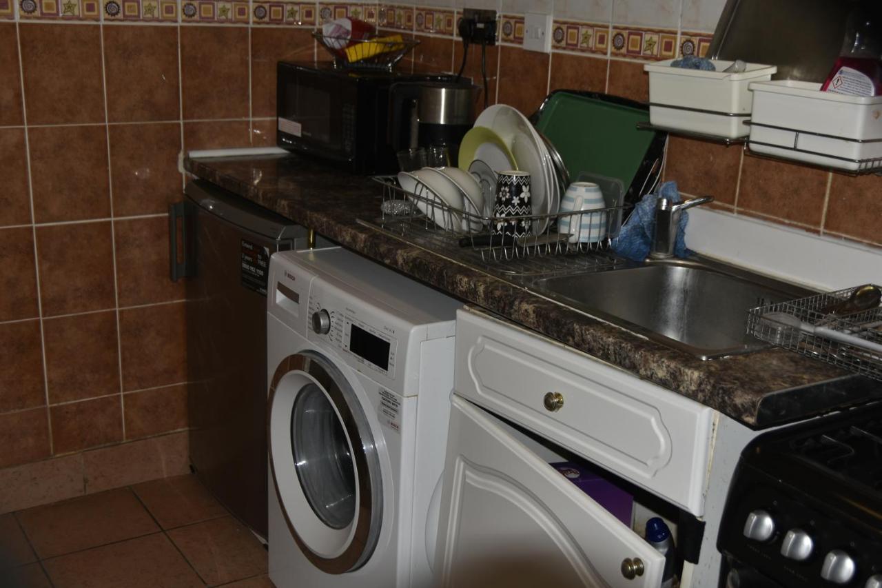 Clarendon House Otel Luton  Dış mekan fotoğraf